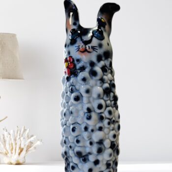 Keraamiline vaas jänes